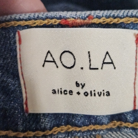 Alice + Olivia AO.LA high rise raw hem jeans size 25 - Picture 9 of 14